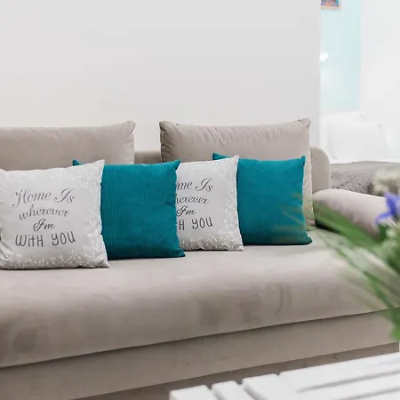 Vintage In The Center Apartment *